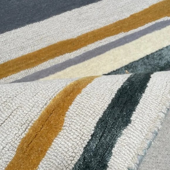 5'3" x 7'6" Feet Wool Handmade Beige Gold Grey Modern Soft Plush Thick Area Rug - Picture 7 of 10